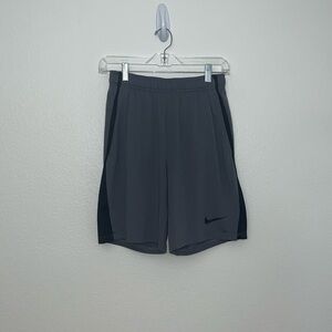 Nike Dry fit men’s Small Athletic shorts